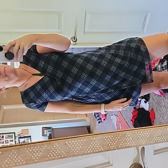 STUNNING SO TARTAN PLAID WRAP DRESS - Picture 1 of 10